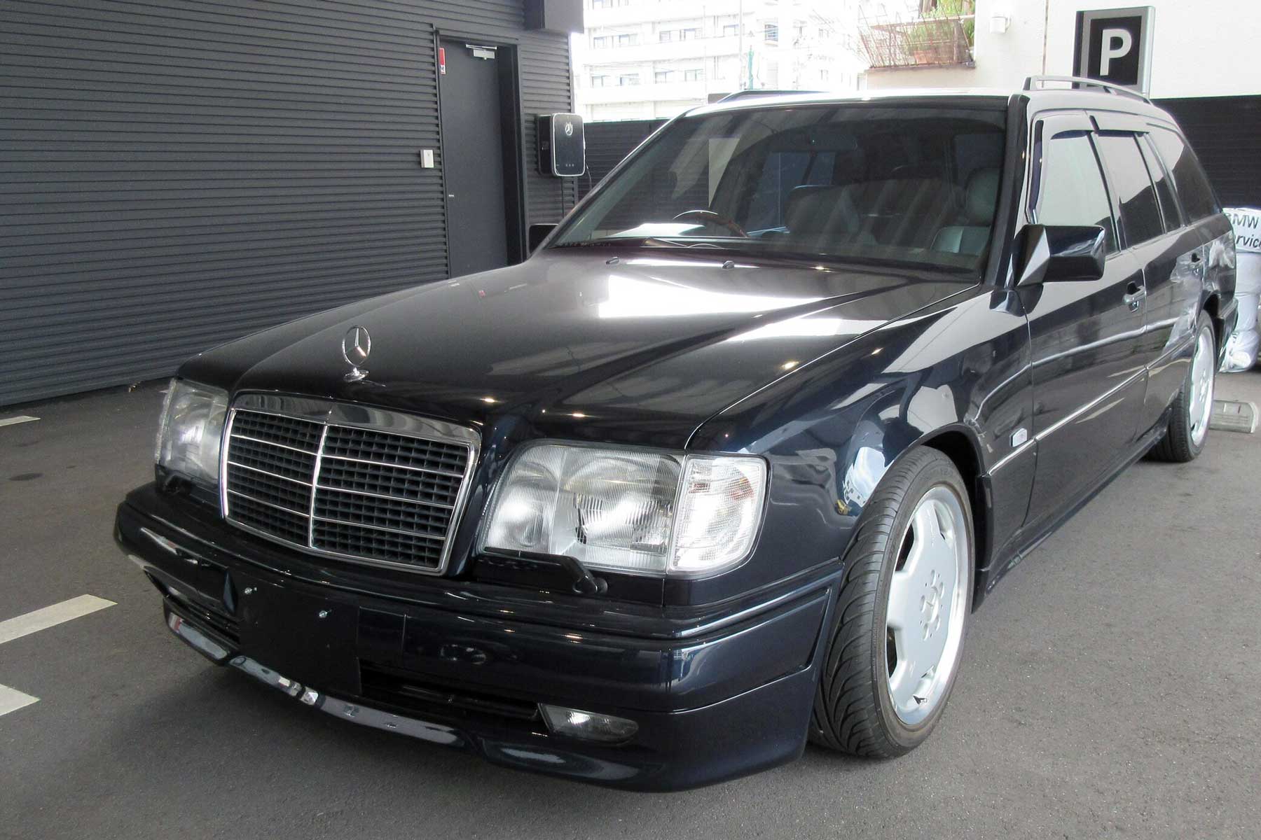 Mercedes-Benz E320 Wagon(S124)